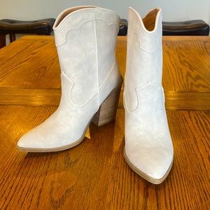 COPY - Dolce Vita Cowgirl Boots